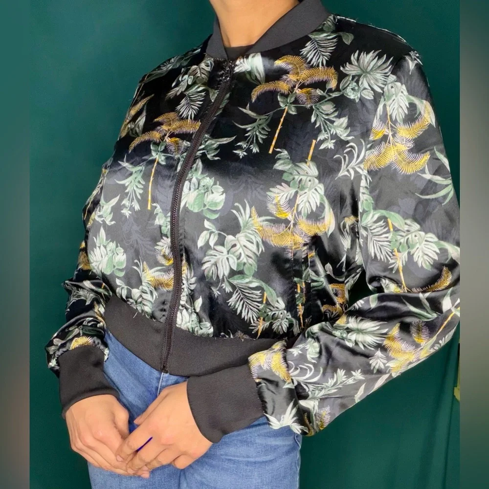 Black Victoria’s Secret Shiny Chinoiserie Bomber Jacket - Picture 2 of 5